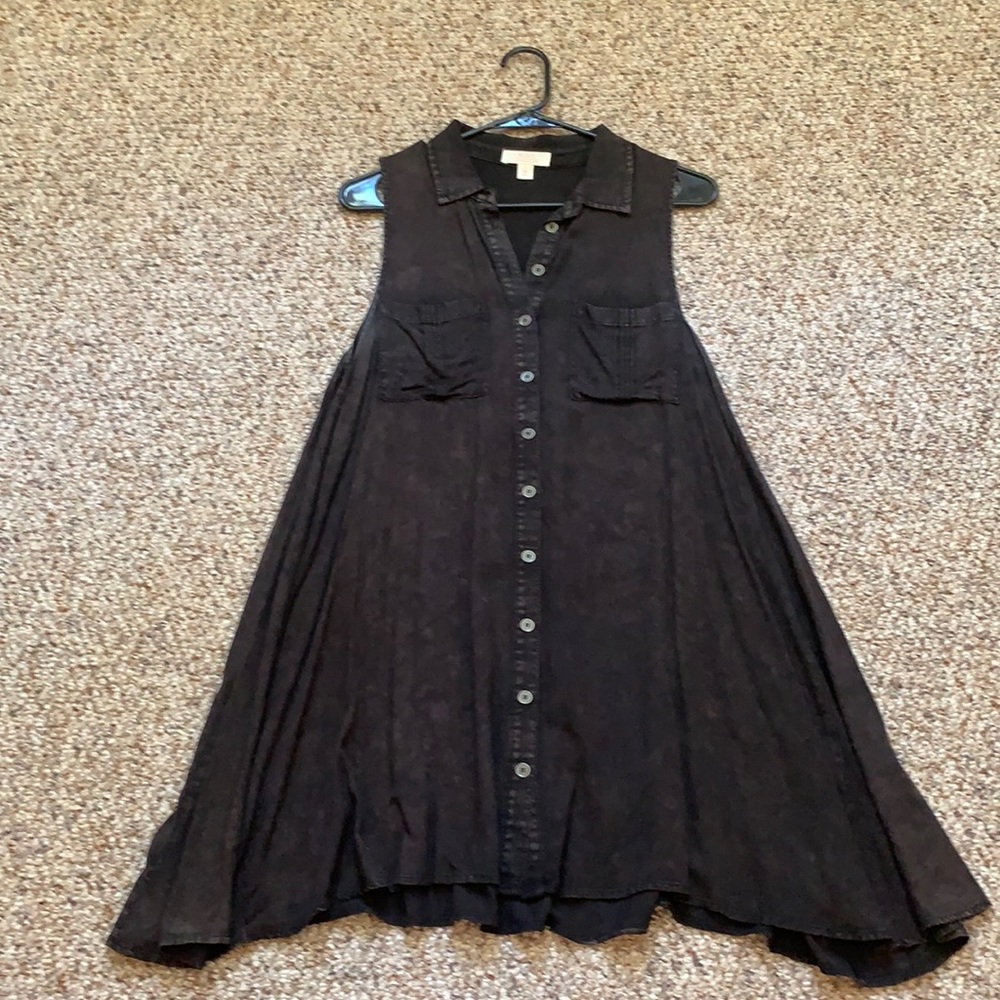 Sun and shadow black button down dress